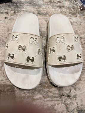Gucci Cream White Interlocking G Slide Sandals